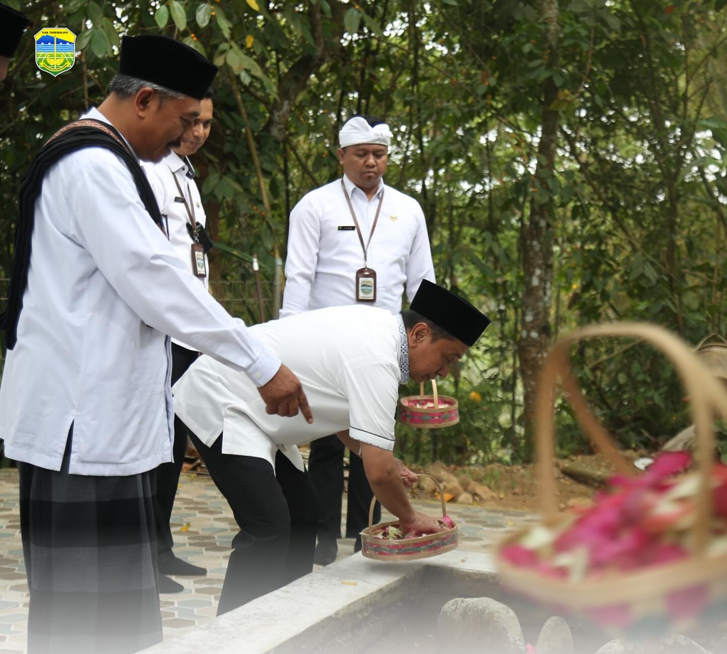 Pjs. Bupati Tasikmalaya Ziarah Ke Makam Leluhur Sukapura